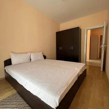 Apartman Pirop City Napospart