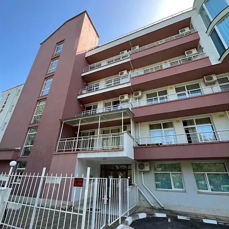 Apartman Pirop City *